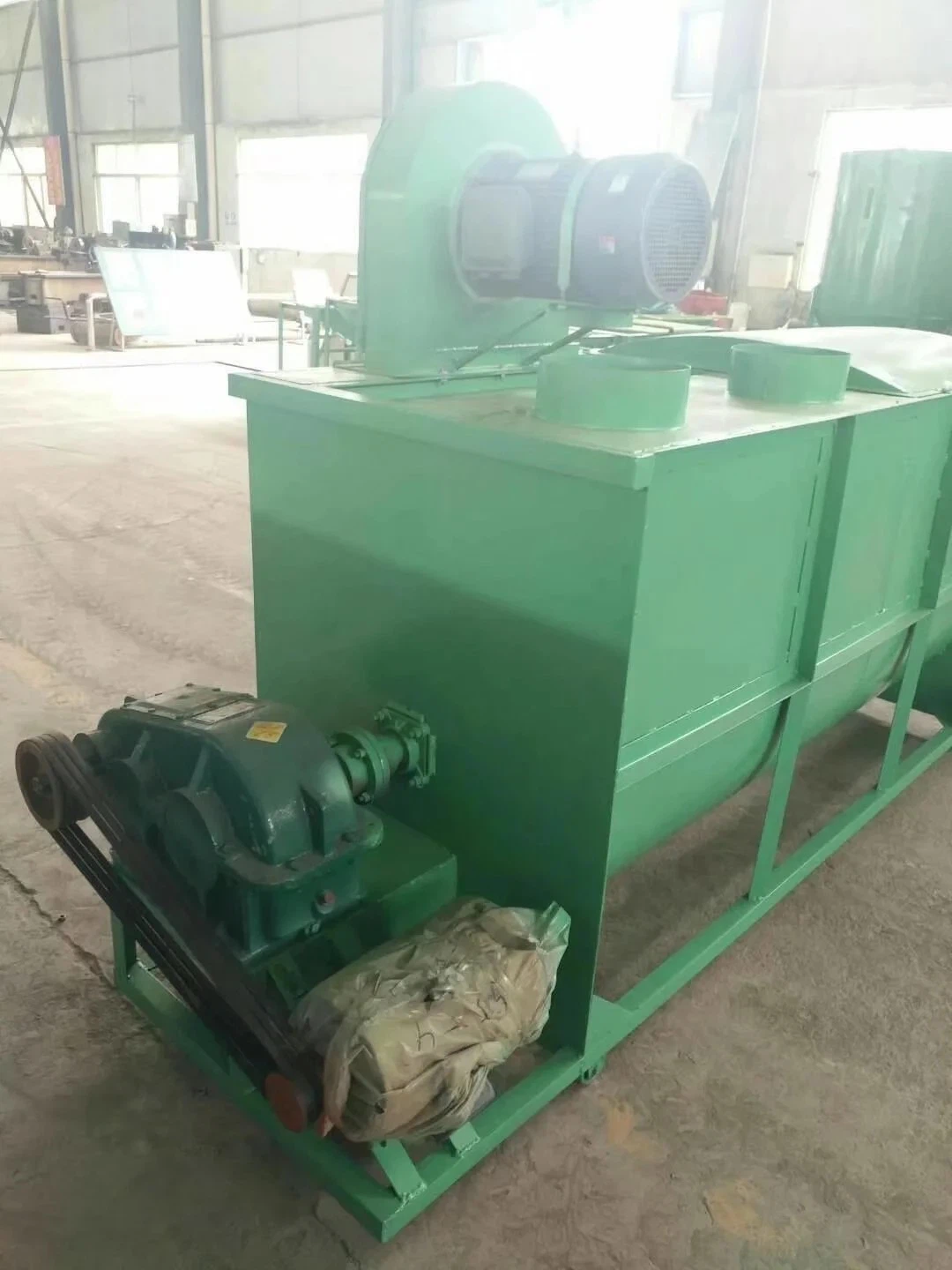 Horizontal Fodder Mixer Horizontal Fodder Mixer